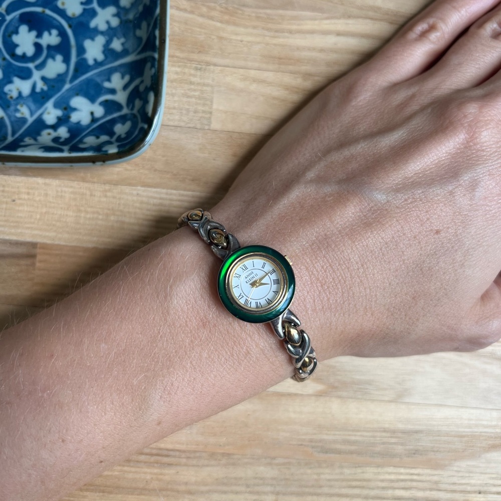 Vintage style Anne Klein II ladies dainty bracelet watch NEW BATTERY